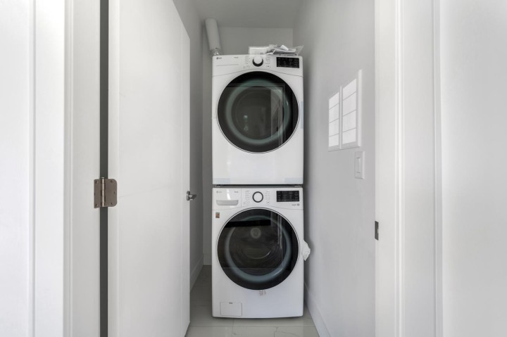 Photo 12 at 7351 Oak Street, South Granville, Vancouver West