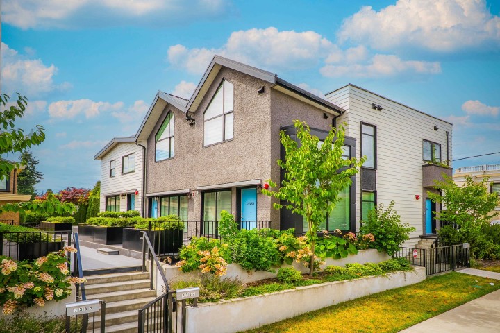 Photo 3 at 7351 Oak Street, South Granville, Vancouver West