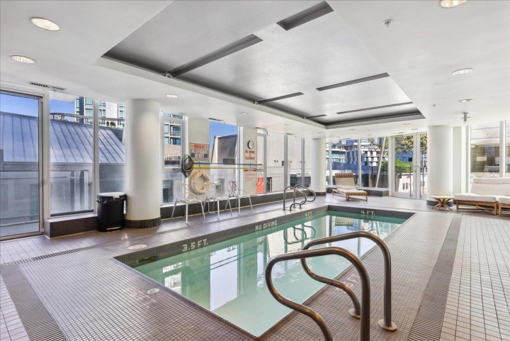 Photo 17 at 402 - 1477 W Pender Street, Coal Harbour, Vancouver West