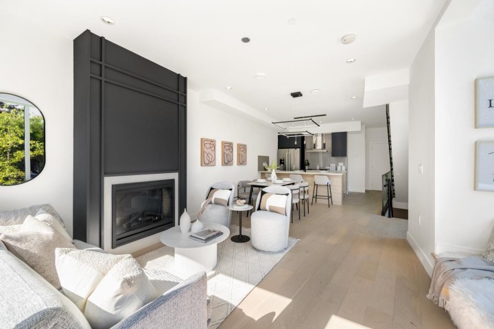 Photo 7 at 7355 Oak Street, South Granville, Vancouver West