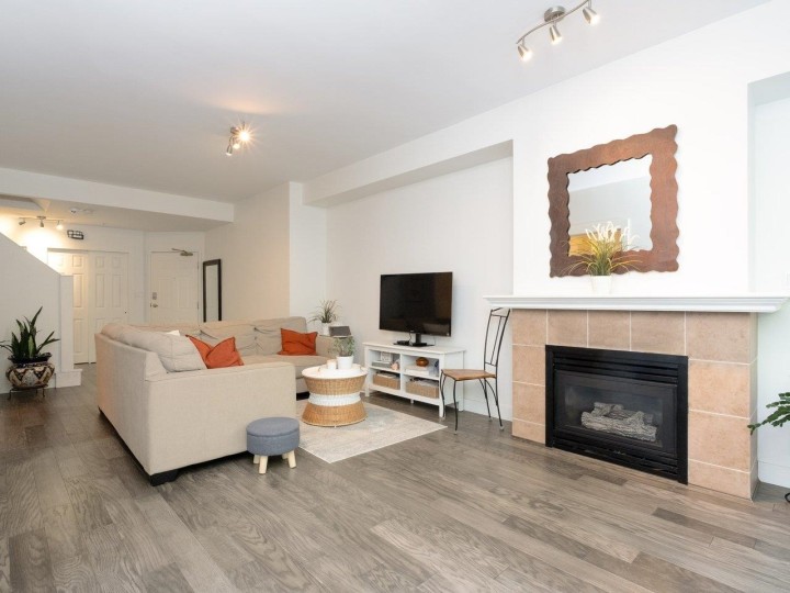 Photo 5 at 204 - 3600 Windcrest Drive, Roche Point, North Vancouver