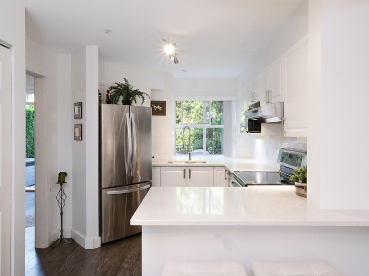 Photo 11 at 204 - 3600 Windcrest Drive, Roche Point, North Vancouver