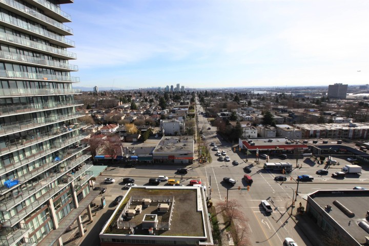 Photo 7 at 1703 - 8588 Cornish Street, S.W. Marine, Vancouver West