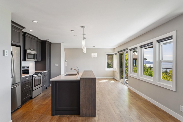 Photo 22 at 50 Panorama Road, Lions Bay, West Vancouver