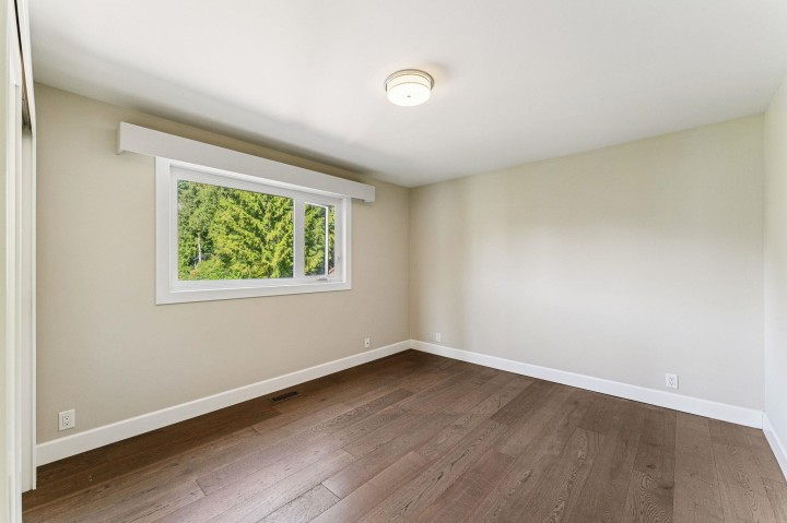 Photo 18 at 50 Panorama Road, Lions Bay, West Vancouver