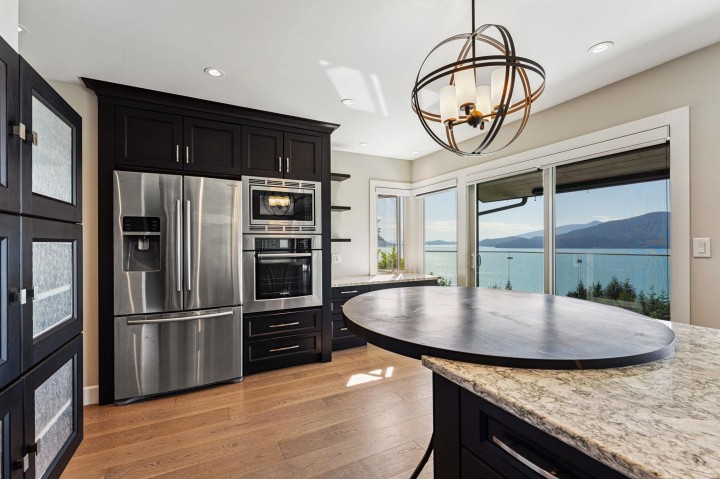 Photo 15 at 50 Panorama Road, Lions Bay, West Vancouver