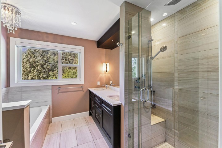 Photo 19 at 50 Panorama Road, Lions Bay, West Vancouver