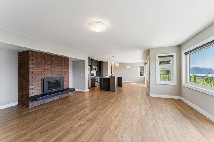 Photo 21 at 50 Panorama Road, Lions Bay, West Vancouver