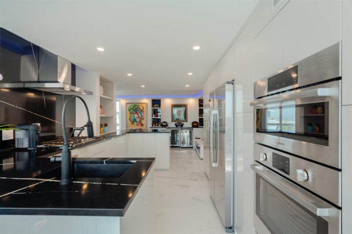 Photo 12 at 1801 - 1415 W Georgia Street, Coal Harbour, Vancouver West