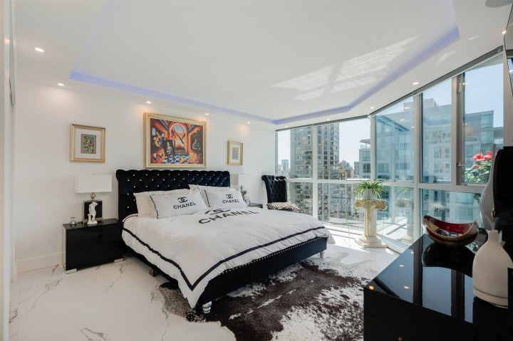 Photo 15 at 1801 - 1415 W Georgia Street, Coal Harbour, Vancouver West