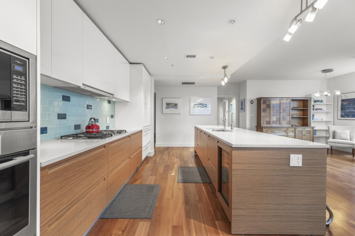 Photo 18 at 302 - 6080 Iona Drive, University VW, Vancouver West