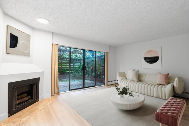 Photo 1 at 102 - 747 17th Street, Ambleside, West Vancouver