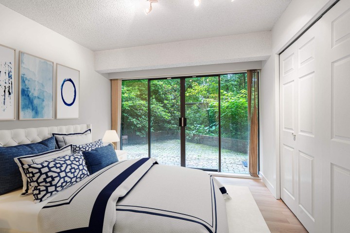 Photo 8 at 102 - 747 17th Street, Ambleside, West Vancouver