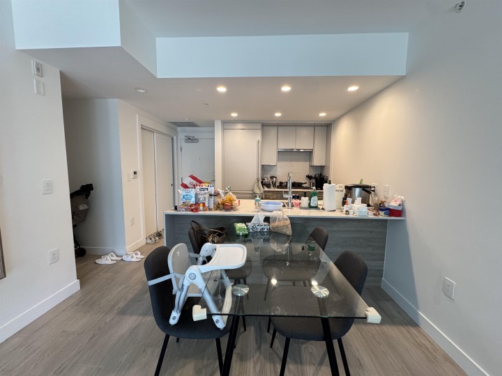 Photo 3 at 405 - 7638 Cambie Street, Marpole, Vancouver West