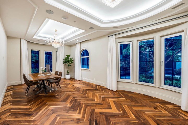 Photo 13 at 839 Eyremount Drive, British Properties, West Vancouver