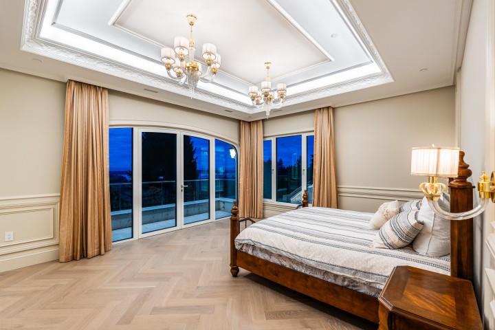 Photo 15 at 839 Eyremount Drive, British Properties, West Vancouver