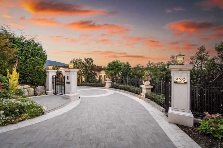 Photo 4 at 839 Eyremount Drive, British Properties, West Vancouver