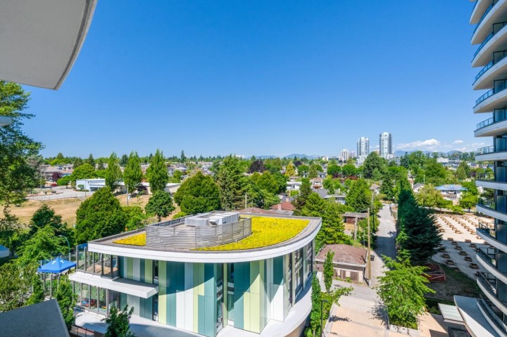 Photo 9 at 706 - 8238 Lord Street, Marpole, Vancouver West