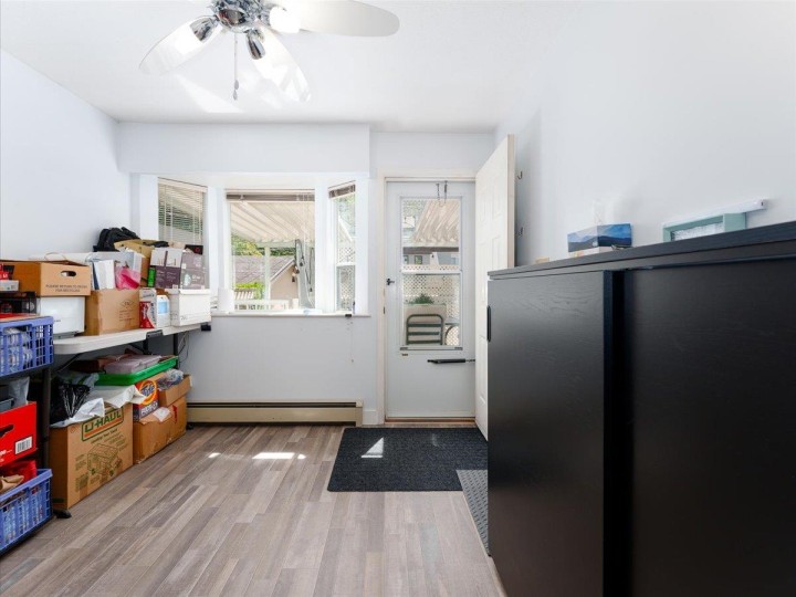 Photo 10 at 318 W 17th Avenue, Cambie, Vancouver West