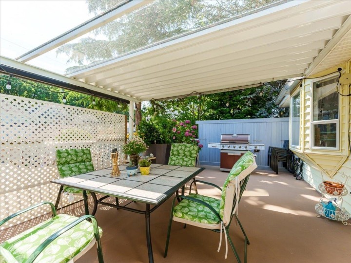 Photo 11 at 318 W 17th Avenue, Cambie, Vancouver West