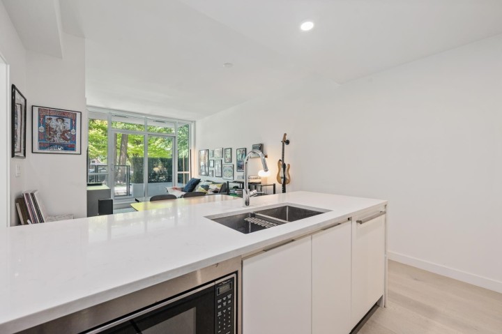 Photo 16 at 106 - 4240 Cambie Street, Cambie, Vancouver West