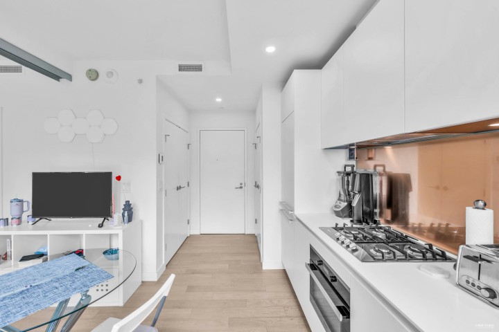 Photo 22 at 303 - 1480 Howe Street, Yaletown, Vancouver West