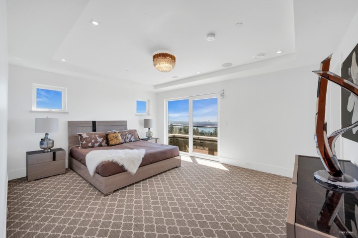 Photo 26 at 2111 Union Court, Panorama Village, West Vancouver