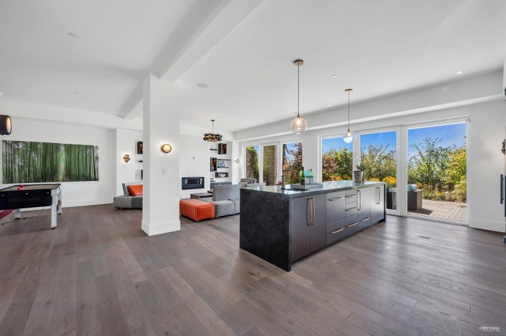 Photo 31 at 2111 Union Court, Panorama Village, West Vancouver