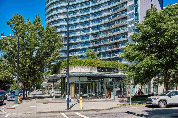 Photo 27 at 2421 - 89 Nelson Street, Yaletown, Vancouver West