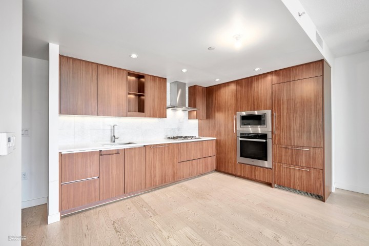 Photo 13 at 2421 - 89 Nelson Street, Yaletown, Vancouver West