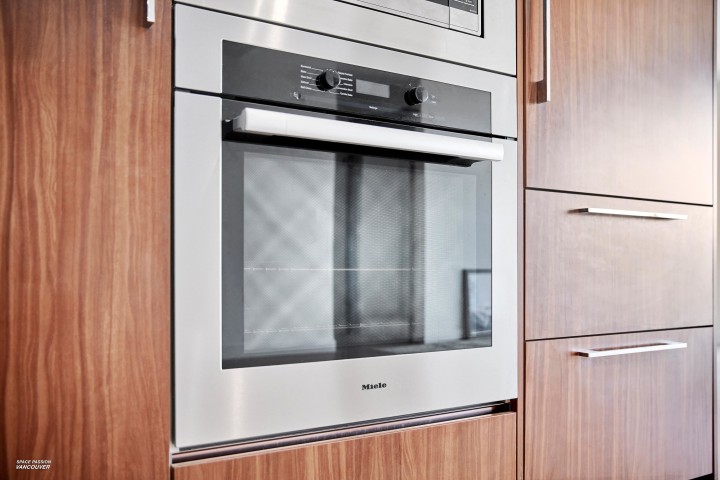 Photo 16 at 2421 - 89 Nelson Street, Yaletown, Vancouver West