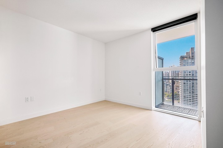 Photo 3 at 2421 - 89 Nelson Street, Yaletown, Vancouver West