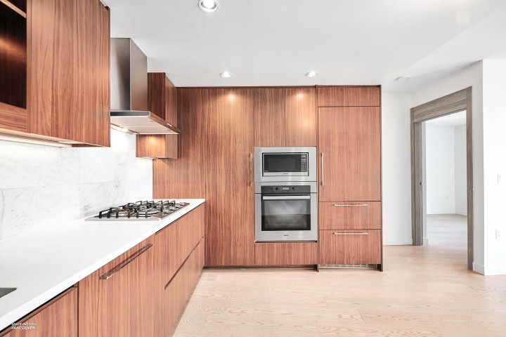 Photo 14 at 2421 - 89 Nelson Street, Yaletown, Vancouver West