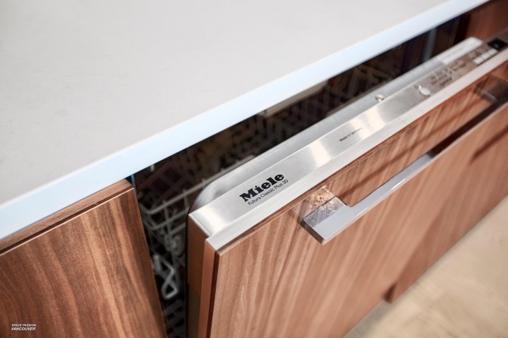 Photo 15 at 2421 - 89 Nelson Street, Yaletown, Vancouver West