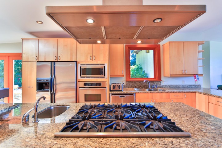 Photo 13 at 170 Highview Place, Lions Bay, West Vancouver