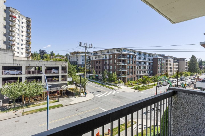 Photo 9 at 405 - 145 St. Georges Avenue, Lower Lonsdale, North Vancouver