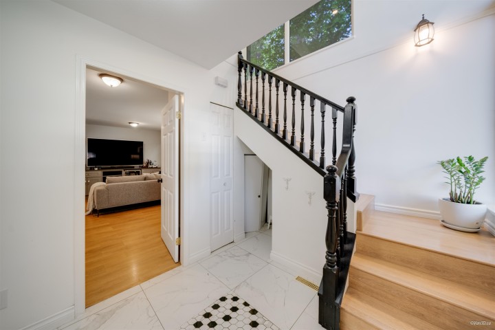 Photo 4 at 1911 Mahon Avenue, Central Lonsdale, North Vancouver
