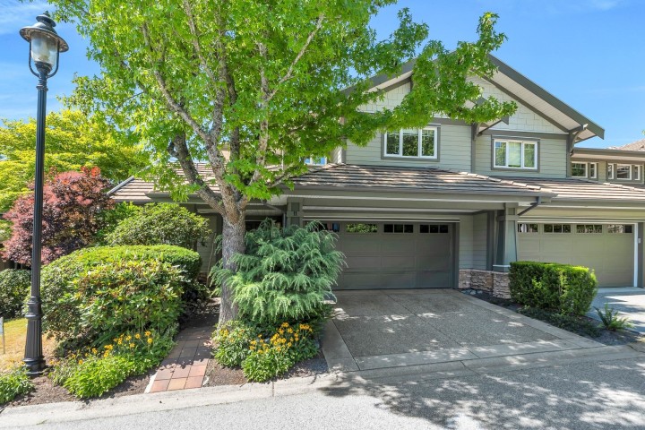 Photo 5 at 11 Beach Drive, Furry Creek, West Vancouver