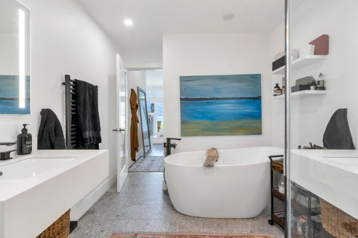 Photo 24 at 11 Beach Drive, Furry Creek, West Vancouver