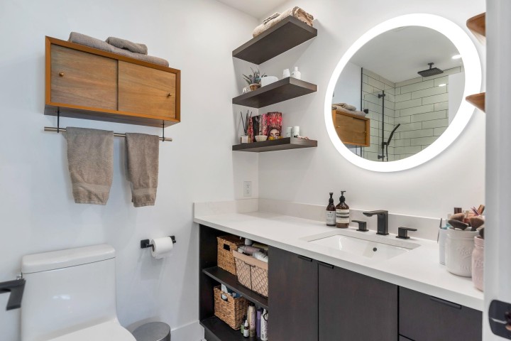 Photo 34 at 11 Beach Drive, Furry Creek, West Vancouver