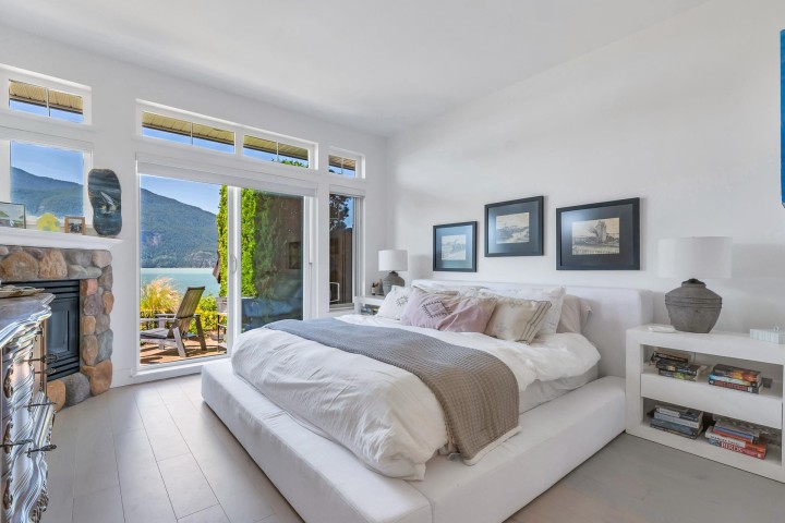 Photo 19 at 11 Beach Drive, Furry Creek, West Vancouver