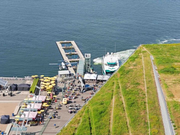 Photo 23 at 2304 - 1077 W Cordova Street, Coal Harbour, Vancouver West