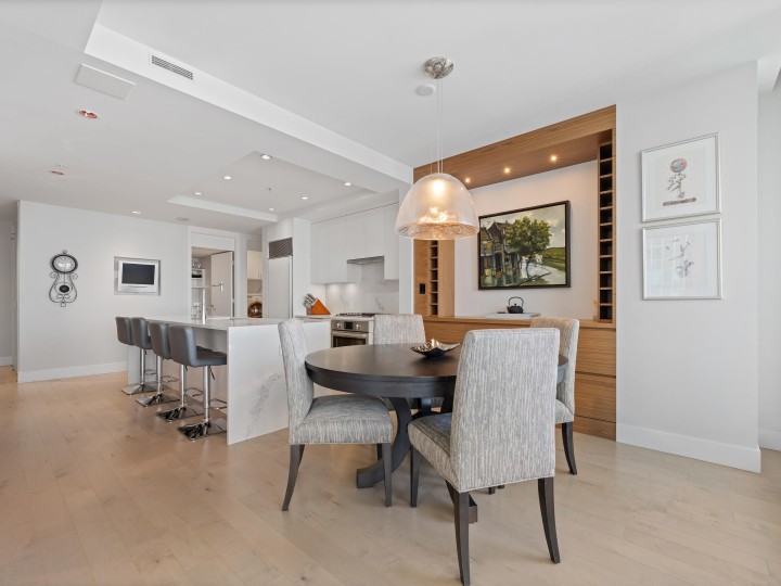 Photo 5 at 2304 - 1077 W Cordova Street, Coal Harbour, Vancouver West