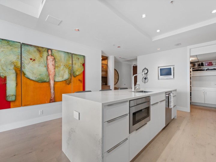 Photo 11 at 2304 - 1077 W Cordova Street, Coal Harbour, Vancouver West