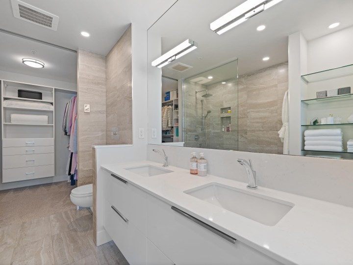 Photo 21 at 2304 - 1077 W Cordova Street, Coal Harbour, Vancouver West