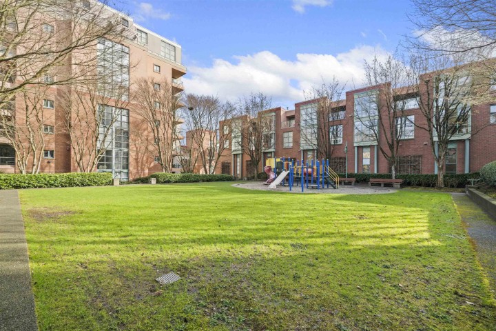 Photo 26 at 106 - 503 W 16th Avenue, Fairview VW, Vancouver West