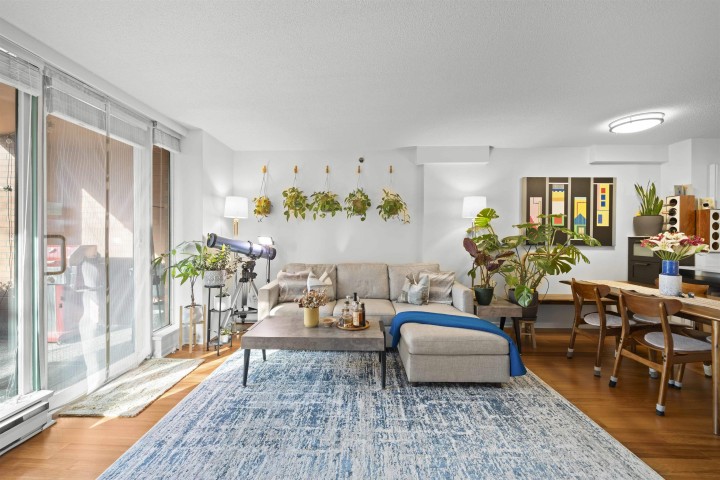 Photo 3 at 106 - 503 W 16th Avenue, Fairview VW, Vancouver West