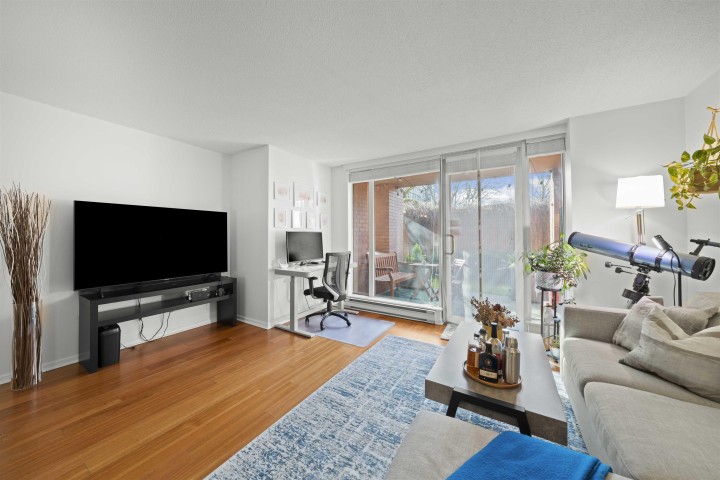 Photo 4 at 106 - 503 W 16th Avenue, Fairview VW, Vancouver West