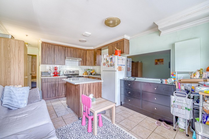 Photo 24 at 426 E 18th Avenue, Fraser VE, Vancouver East