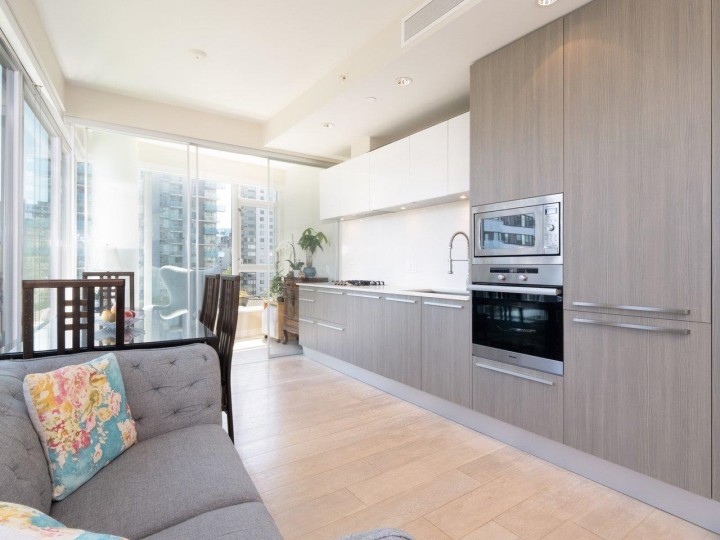 Photo 4 at 802 - 1221 Bidwell Street, West End VW, Vancouver West